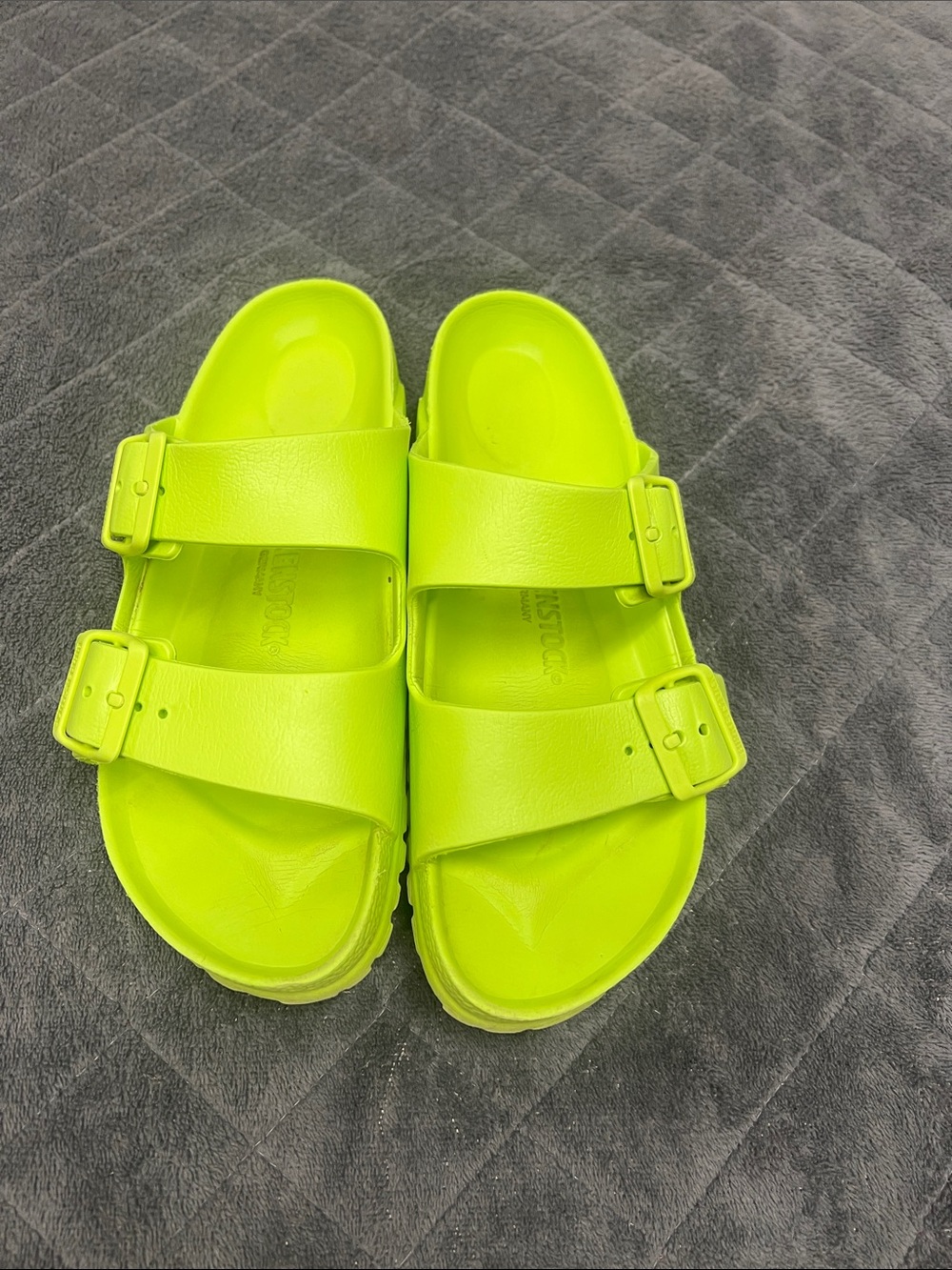 Birkenstock Kids Bright Lime Green Two-Buckle Slide Sandals
